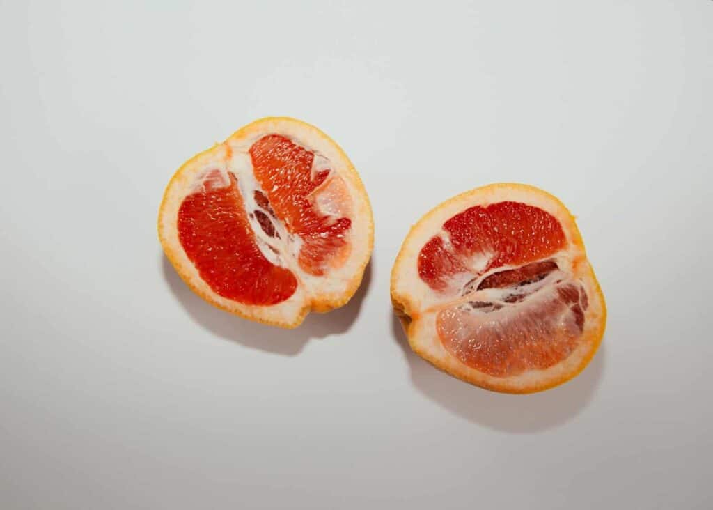 sliced blood lemon